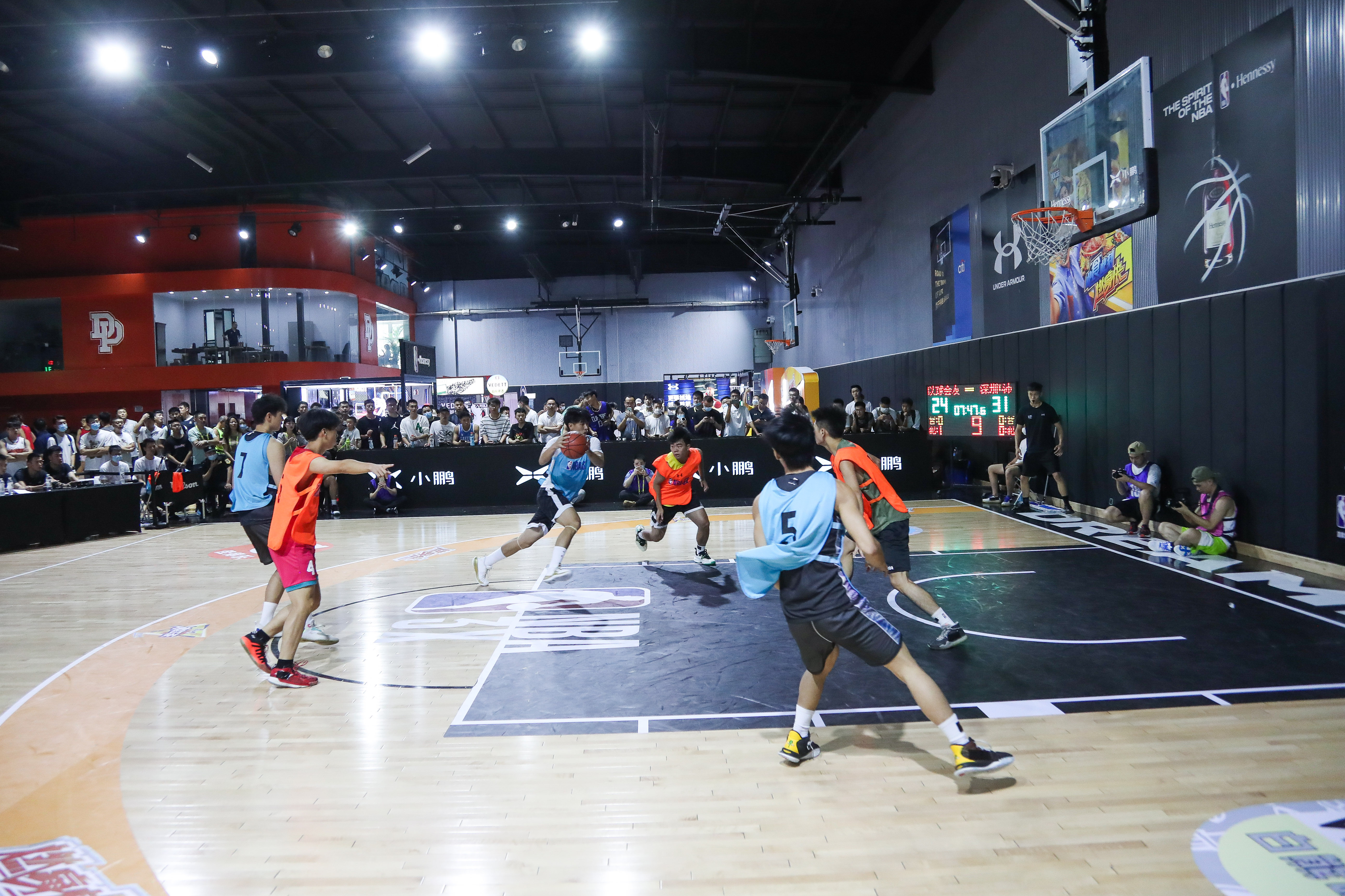 为讨论的焦 为讨论的焦